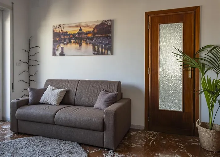 Roma Flat- Private Parking & Direct Bus To Vatican City